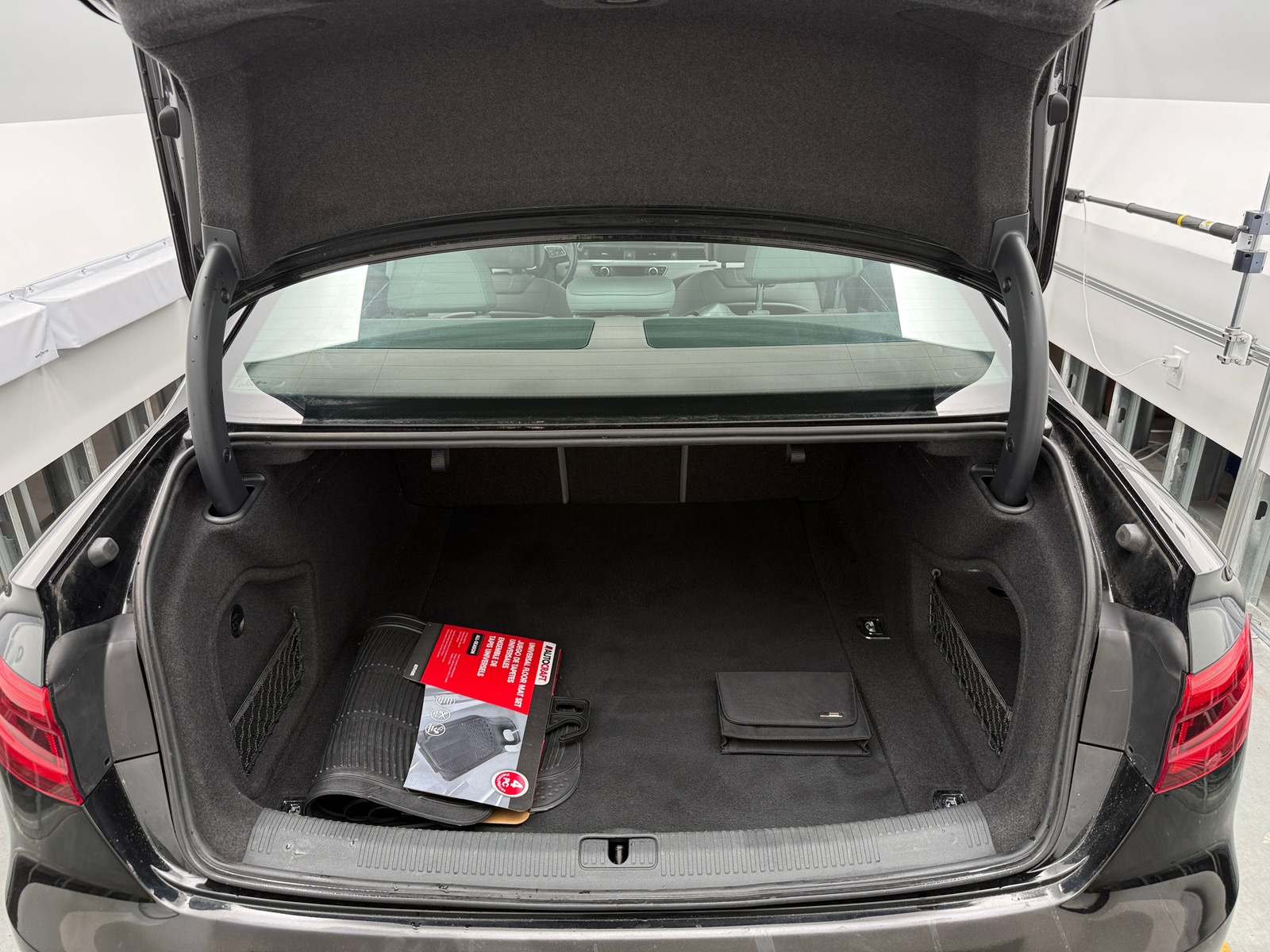 Thumbnail: 2017 Audi A4 - 6