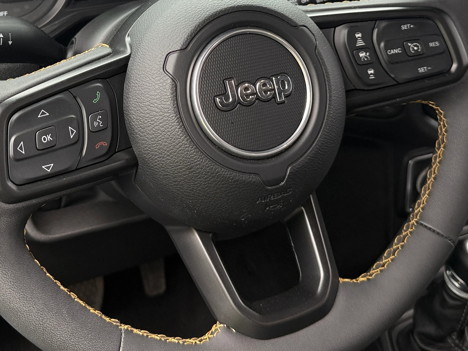Thumbnail: 2024 Jeep Wrangler - 5