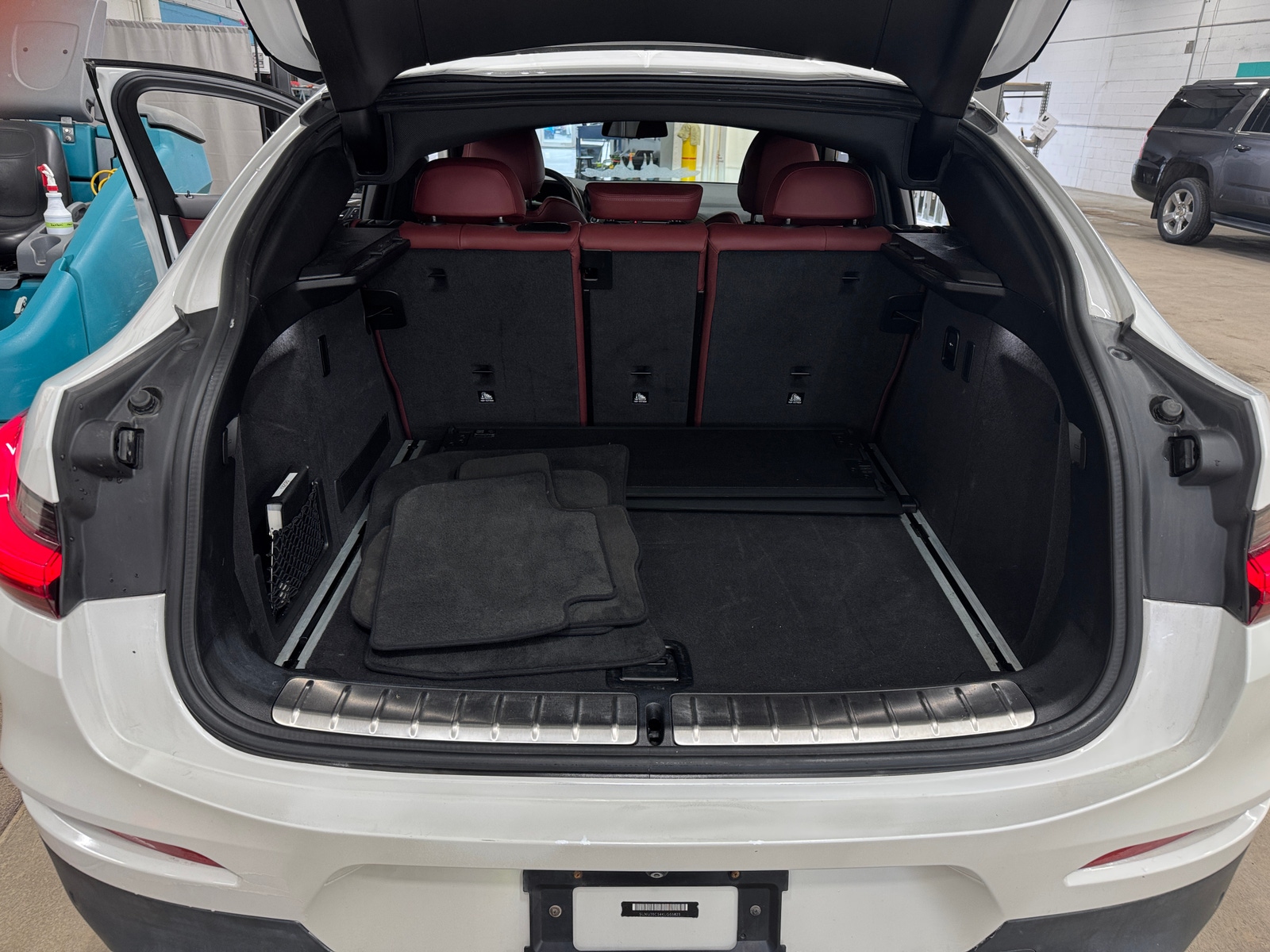 Thumbnail: 2019 BMW X4 - 6