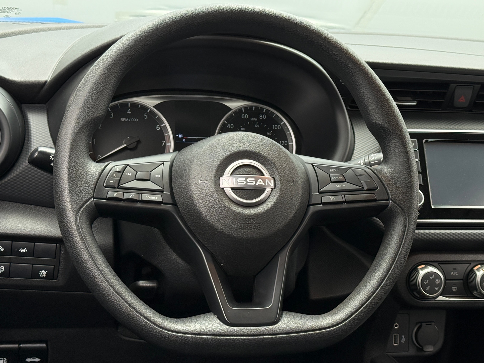 Thumbnail: 2024 Nissan Kicks - 5