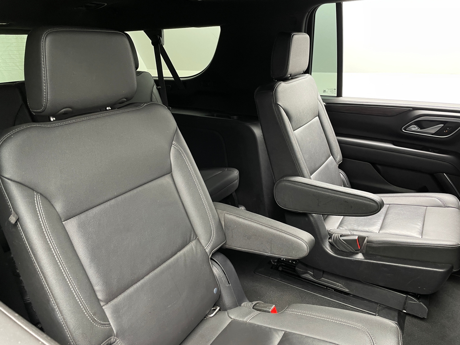 Thumbnail: 2022 Chevrolet Suburban - 5