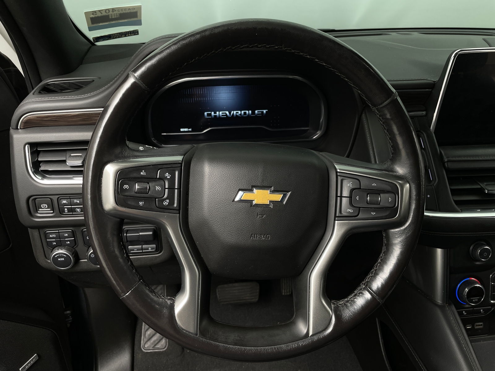 Thumbnail: 2022 Chevrolet Suburban - 4