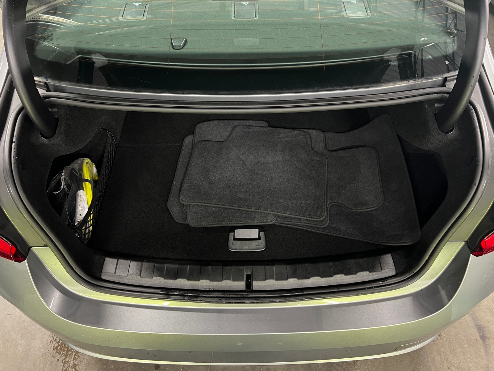 Thumbnail: 2023 BMW 3 Series - 6