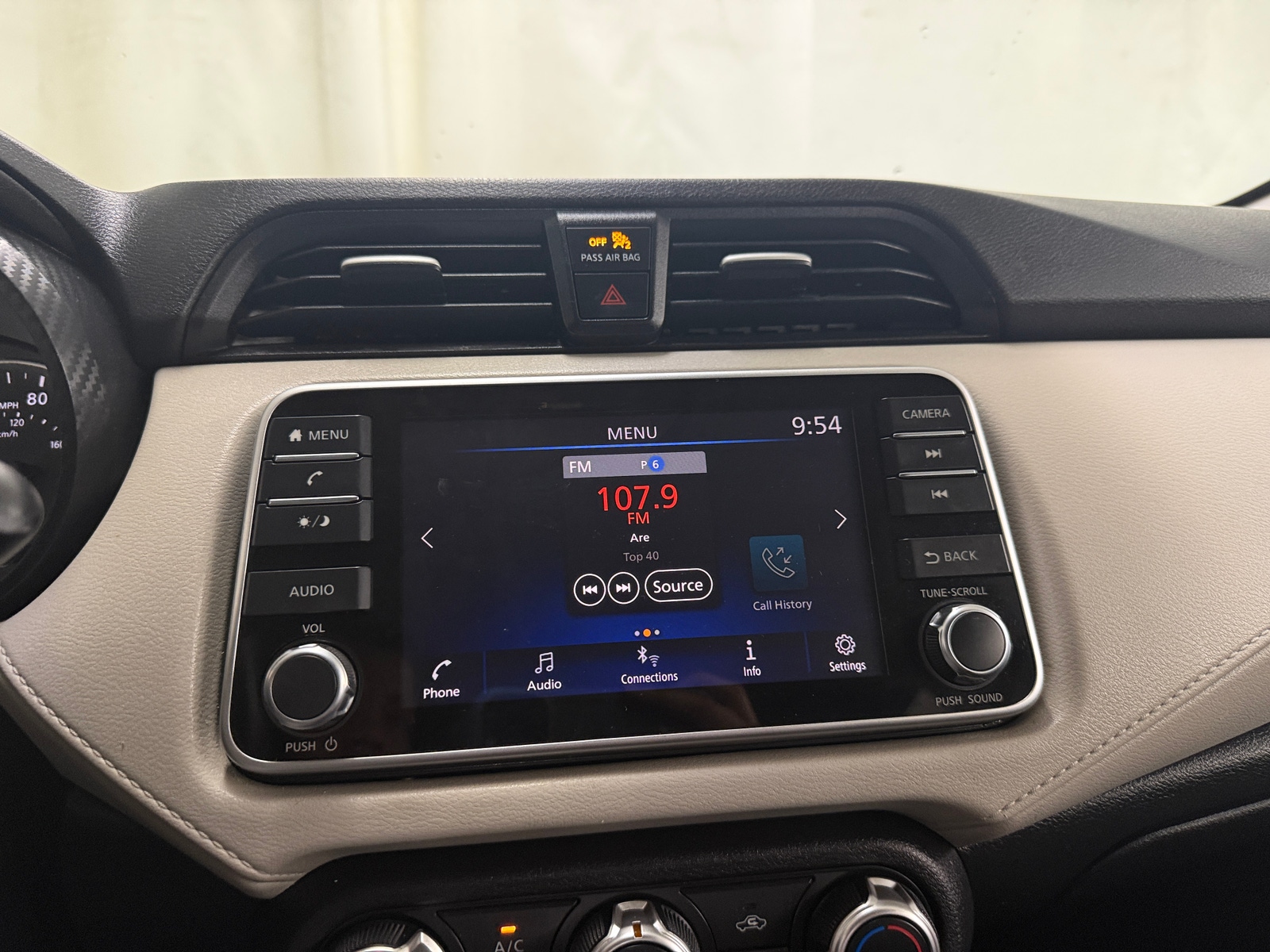 Thumbnail: 2021 Nissan Versa - 4