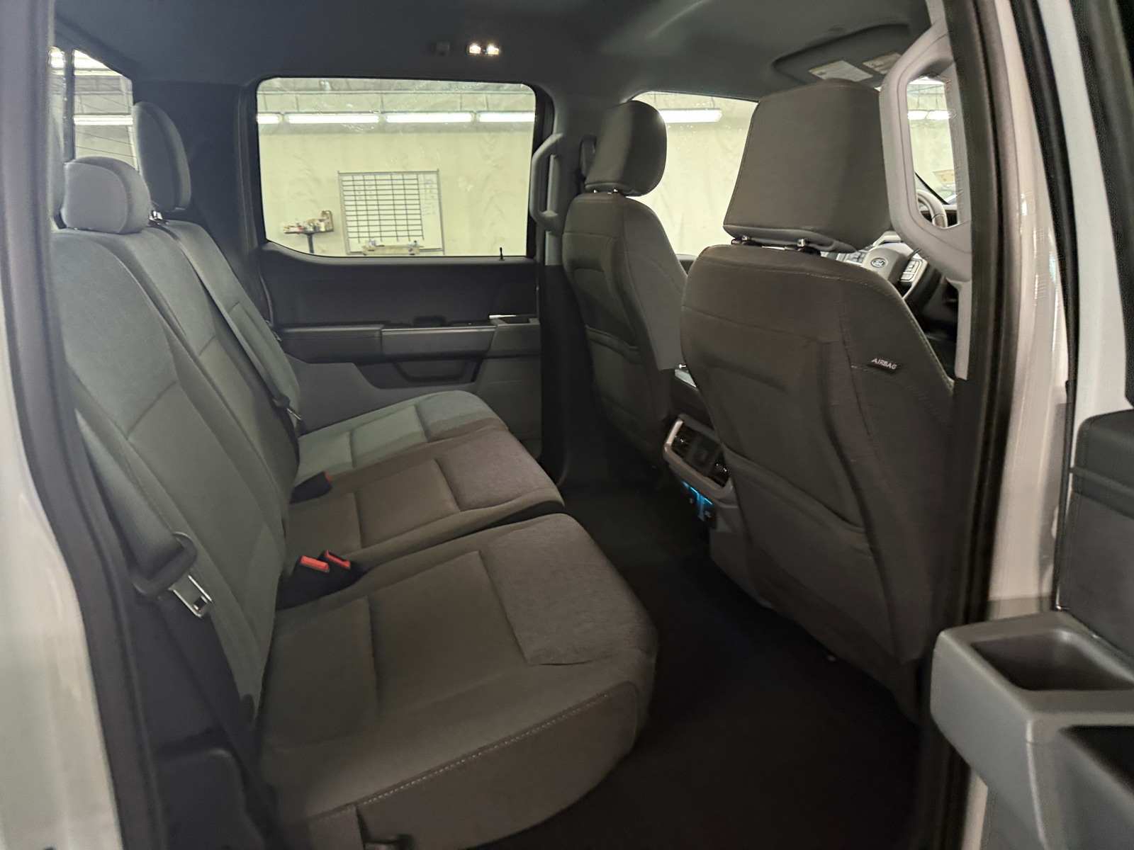 Thumbnail: 2024 Ford Econoline - 6