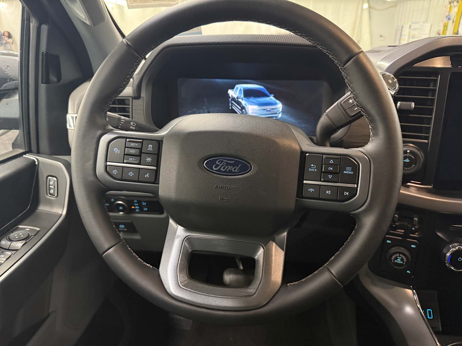 Thumbnail: 2024 Ford Econoline - 5