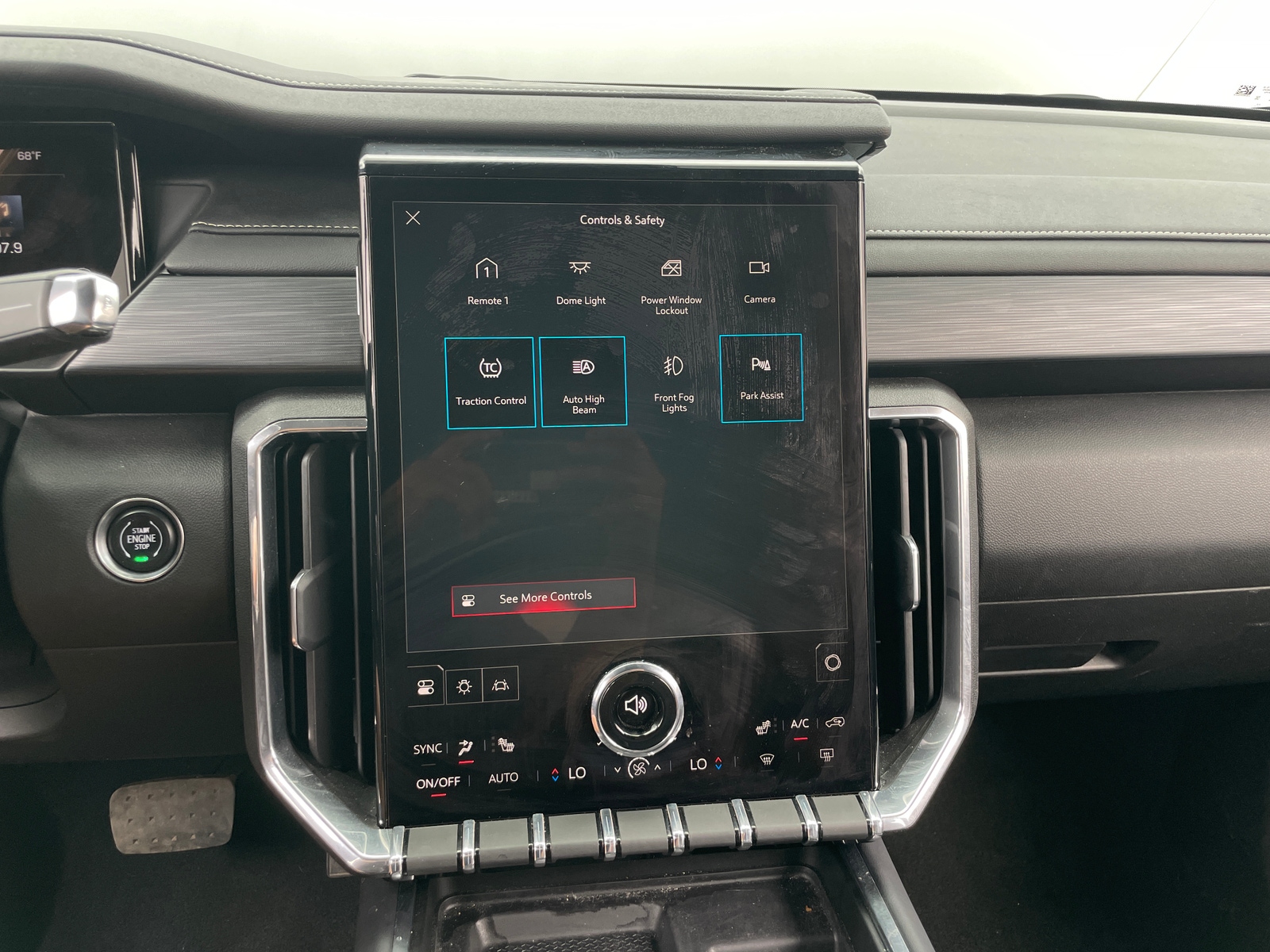 Thumbnail: 2024 GMC Acadia - 3