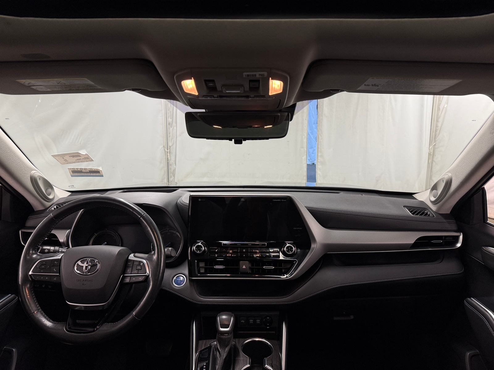 Thumbnail: 2020 Toyota Highlander - 2