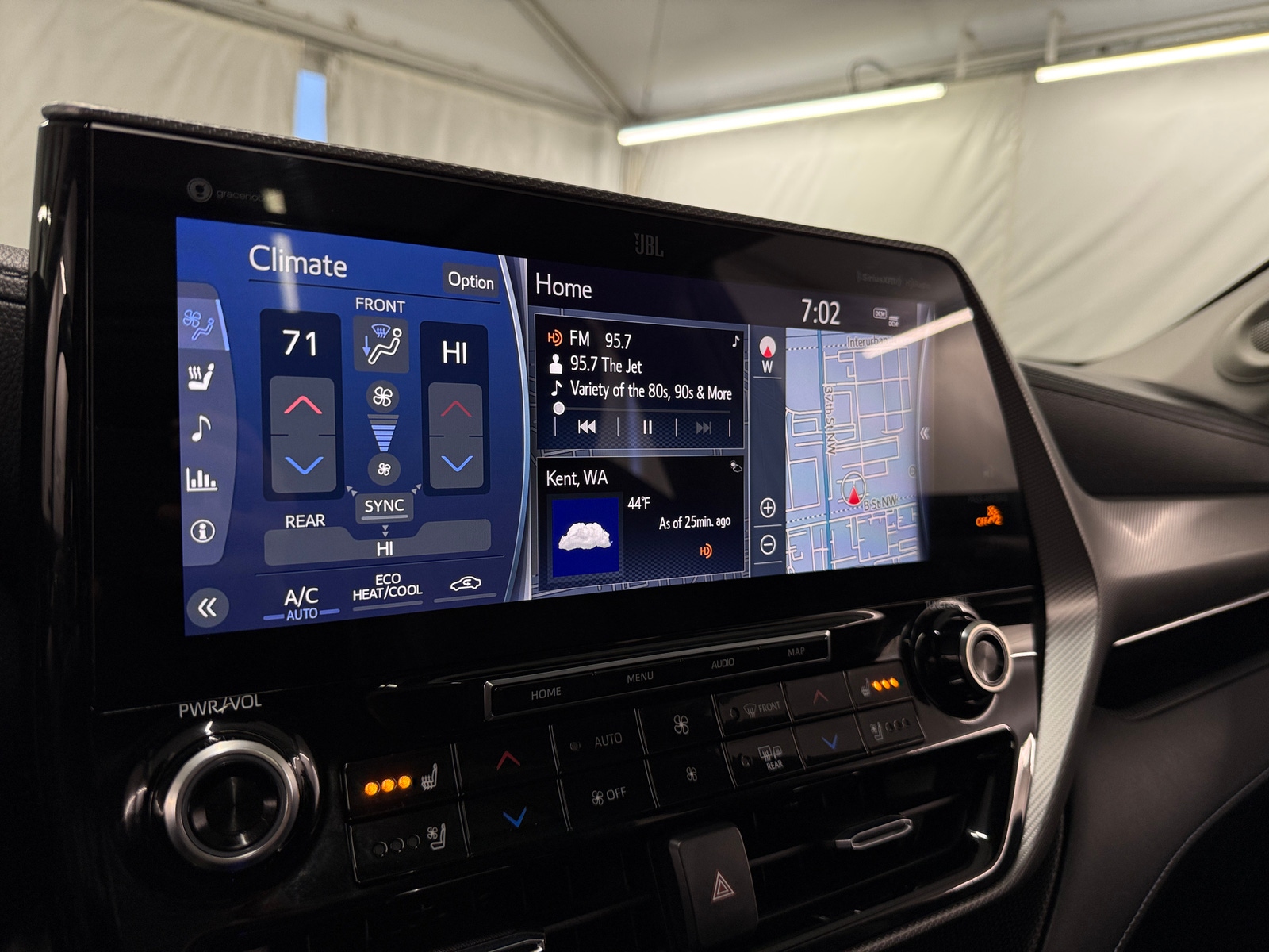 Thumbnail: 2020 Toyota Highlander - 3