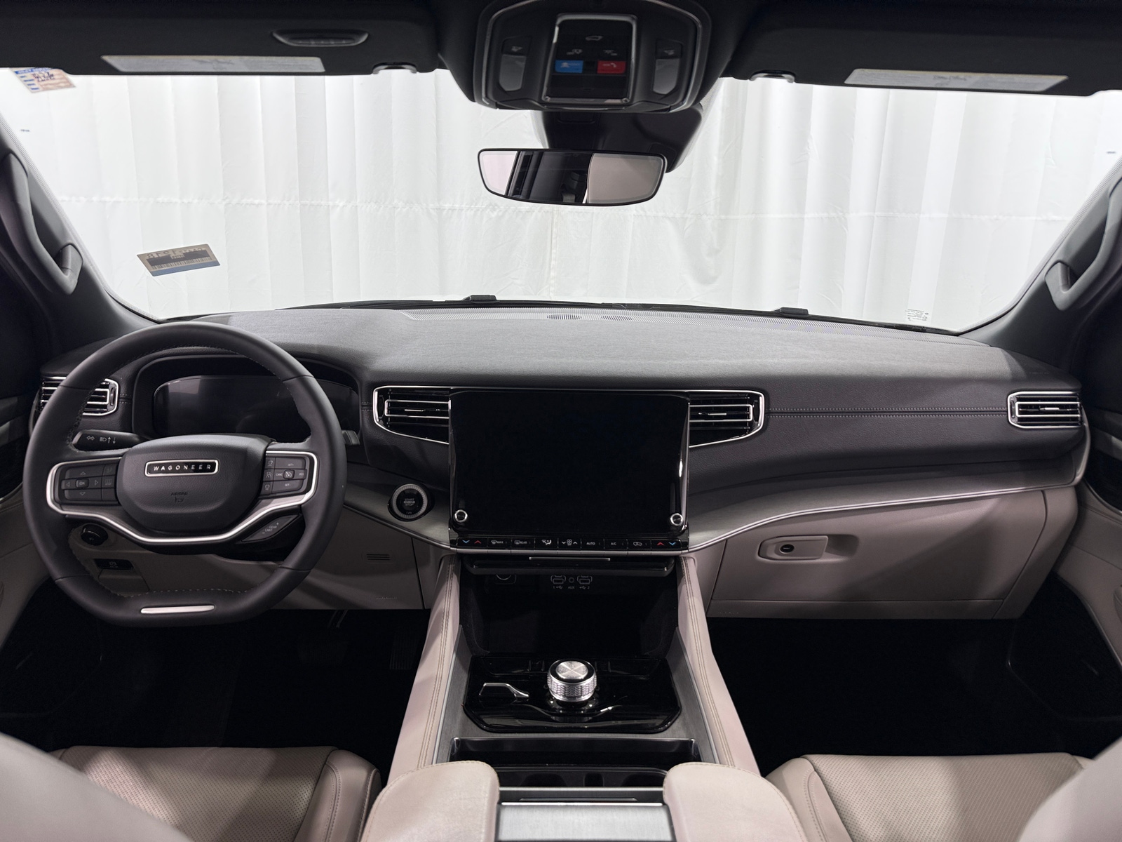 Thumbnail: 2025 Jeep Wagoneer - 2