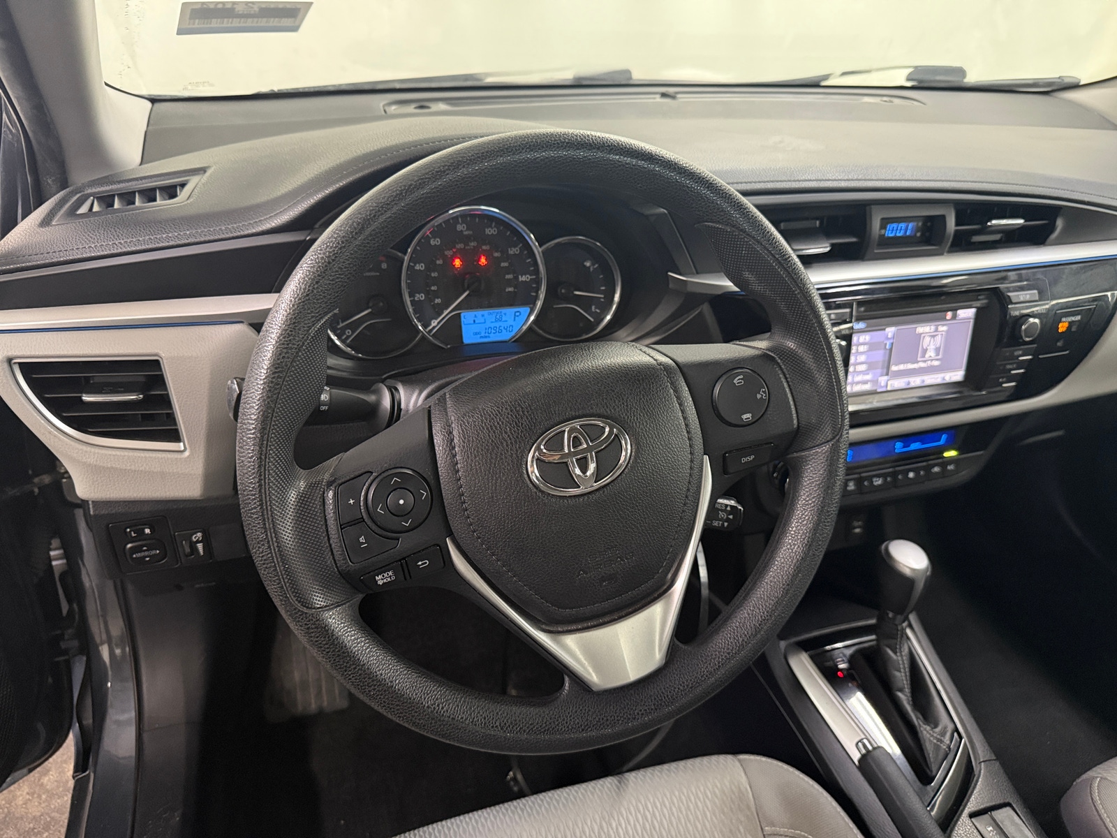 Thumbnail: 2015 Toyota Corolla - 5