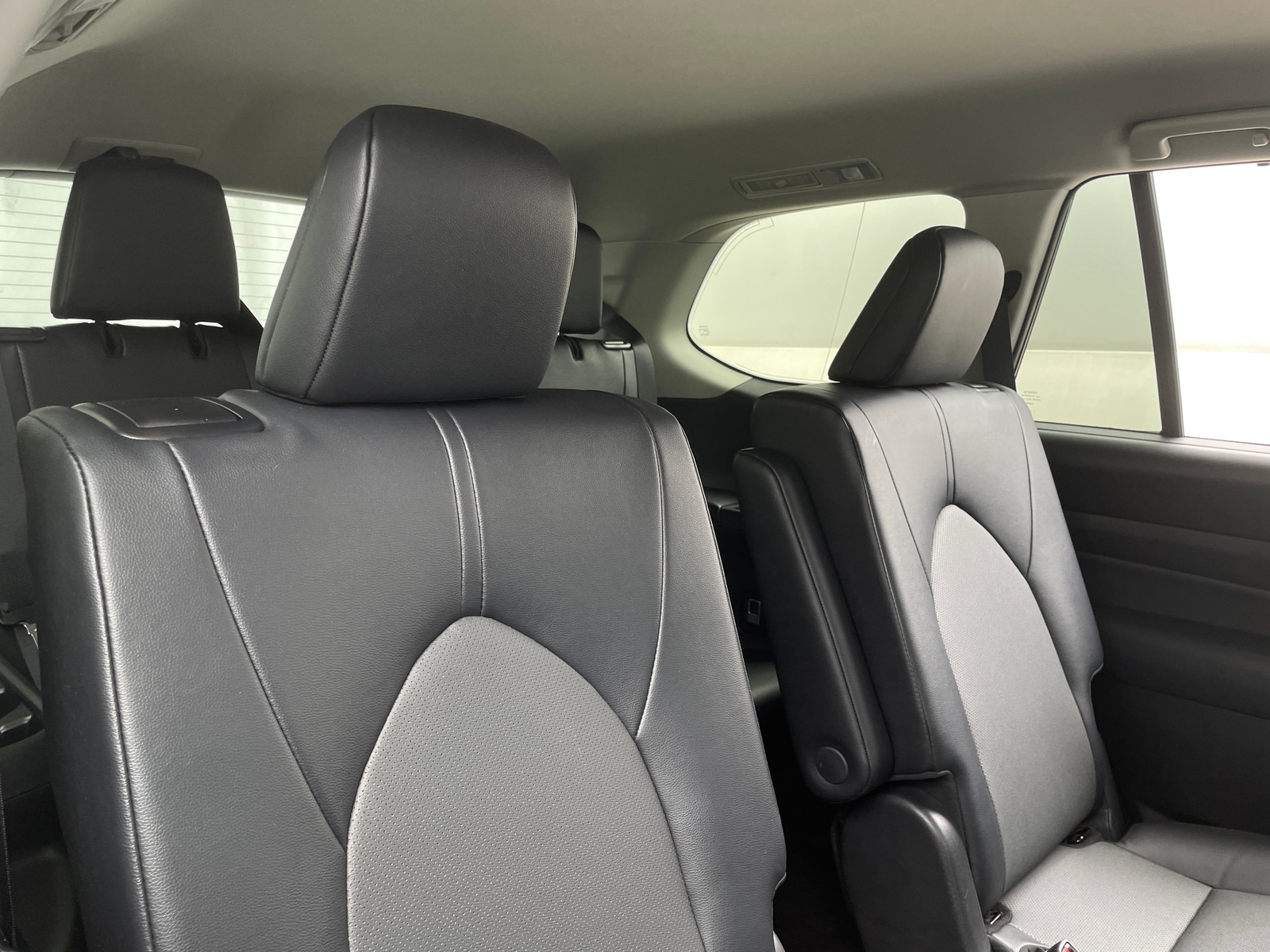 Thumbnail: 2025 Toyota Grand Highlander - 6