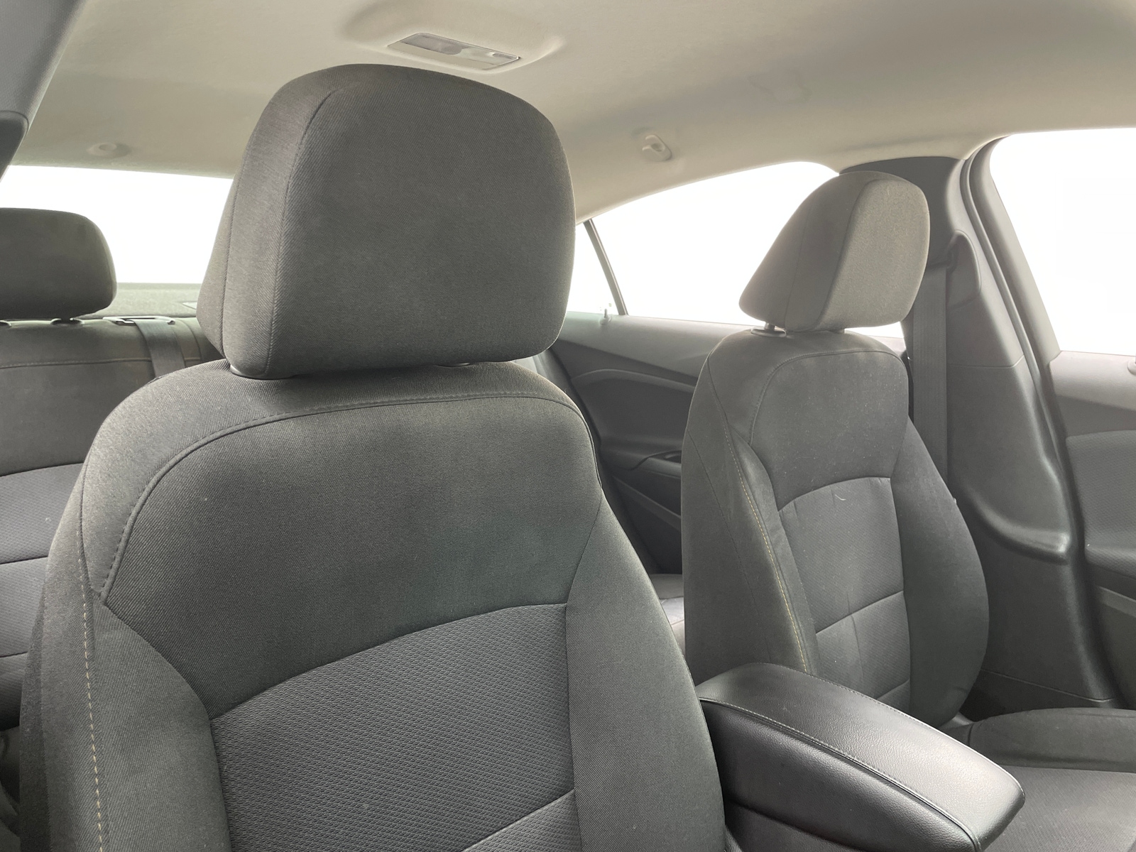 Thumbnail: 2018 Chevrolet Cruze - 2