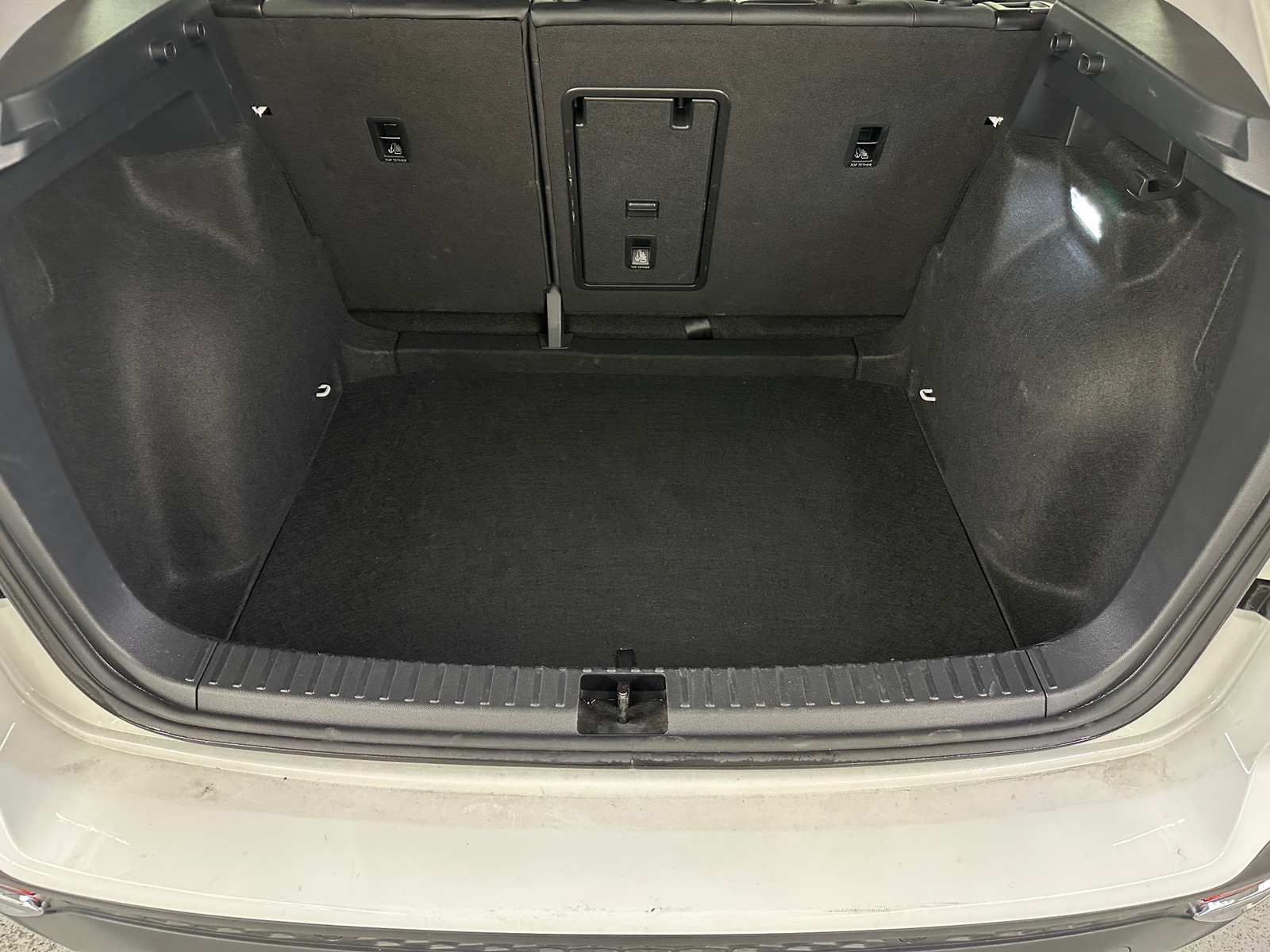 Thumbnail: 2025 Volkswagen Taos - 6