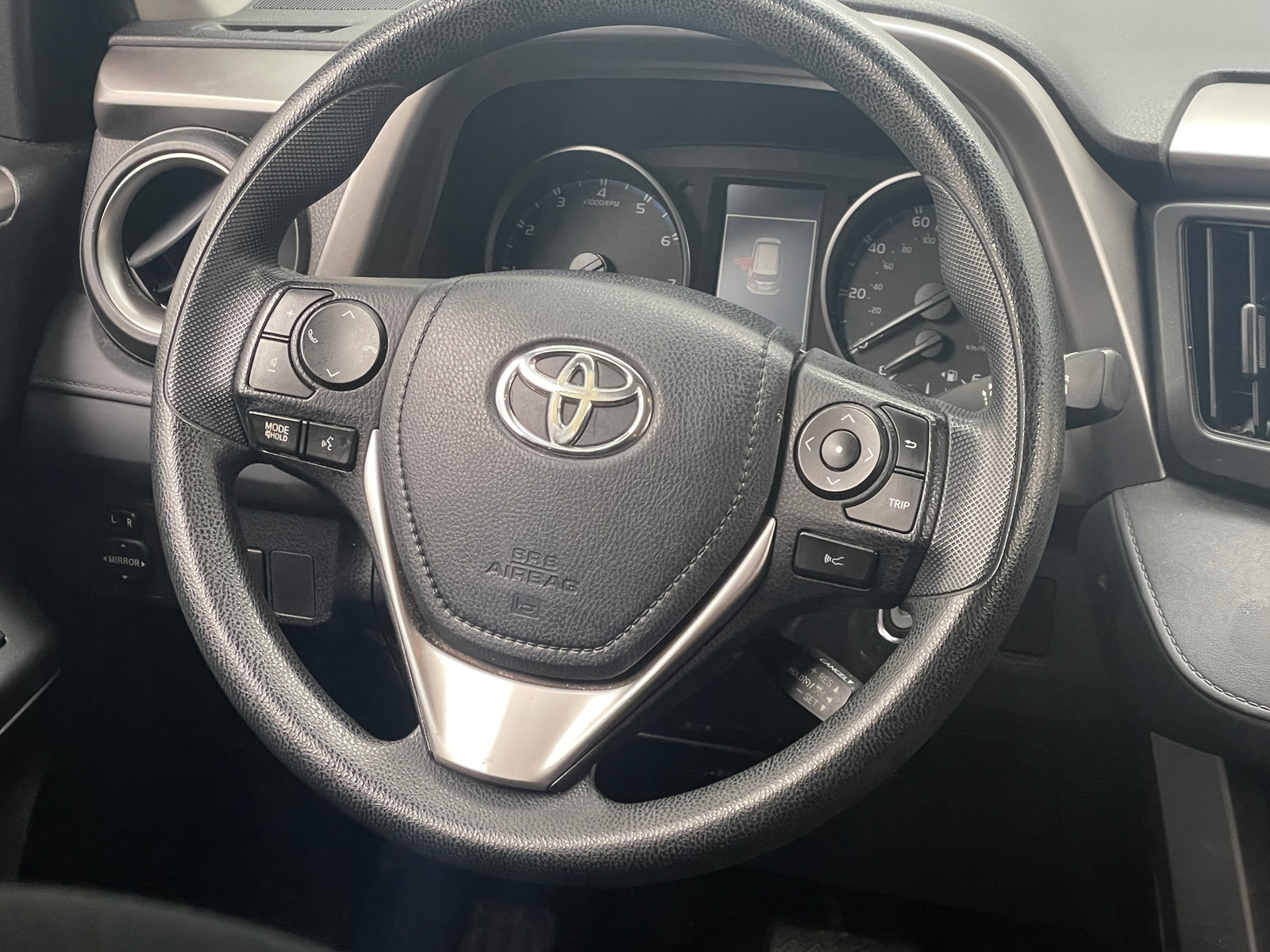 Thumbnail: 2018 Toyota RAV4 - 5