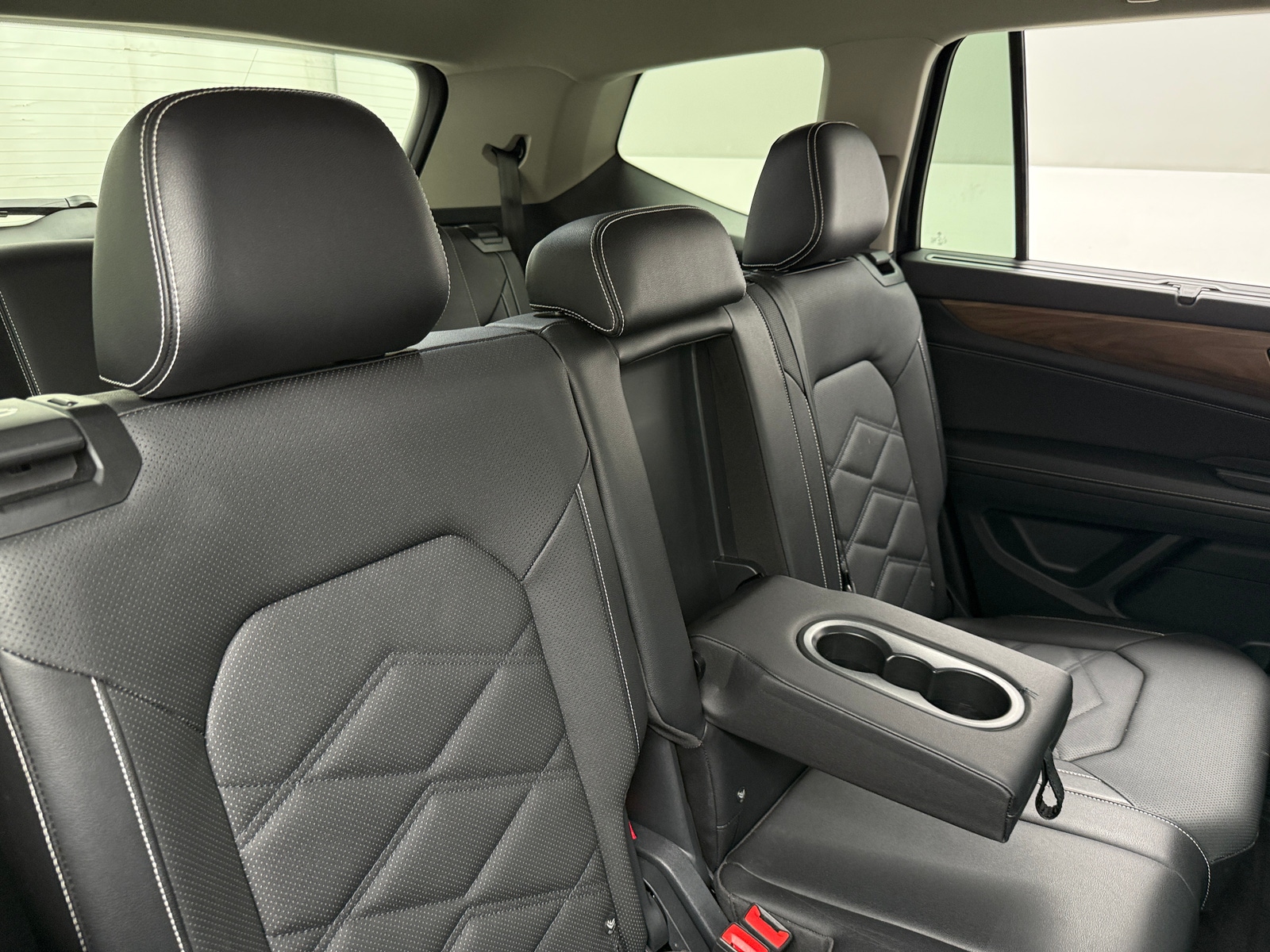 Thumbnail: 2025 Volkswagen Atlas - 6