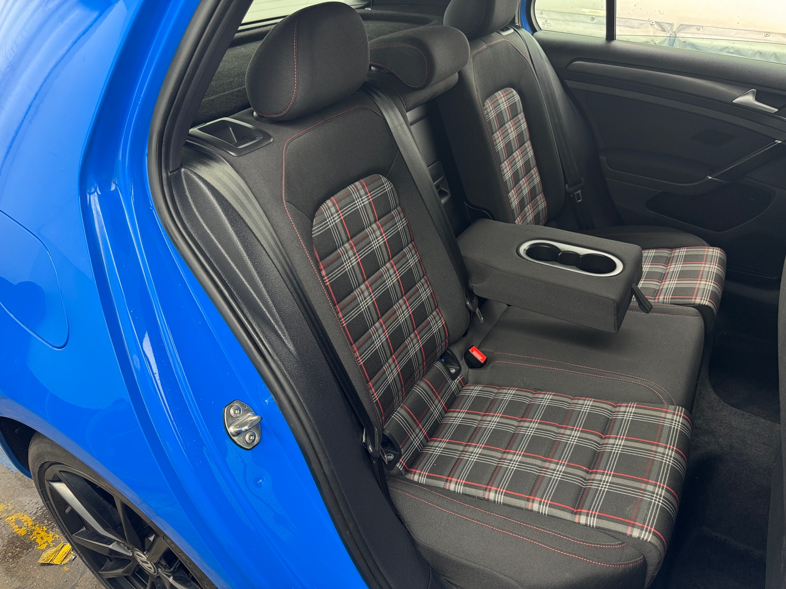 Thumbnail: 2019 Volkswagen Golf - 6