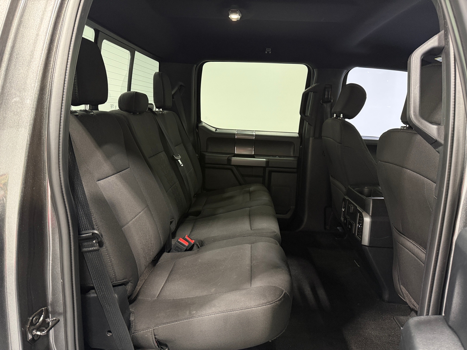 Thumbnail: 2019 Ford Econoline - 6