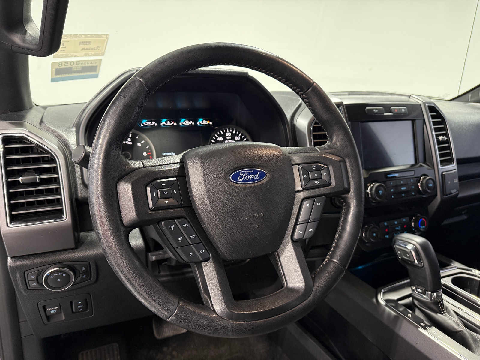 Thumbnail: 2019 Ford Econoline - 5