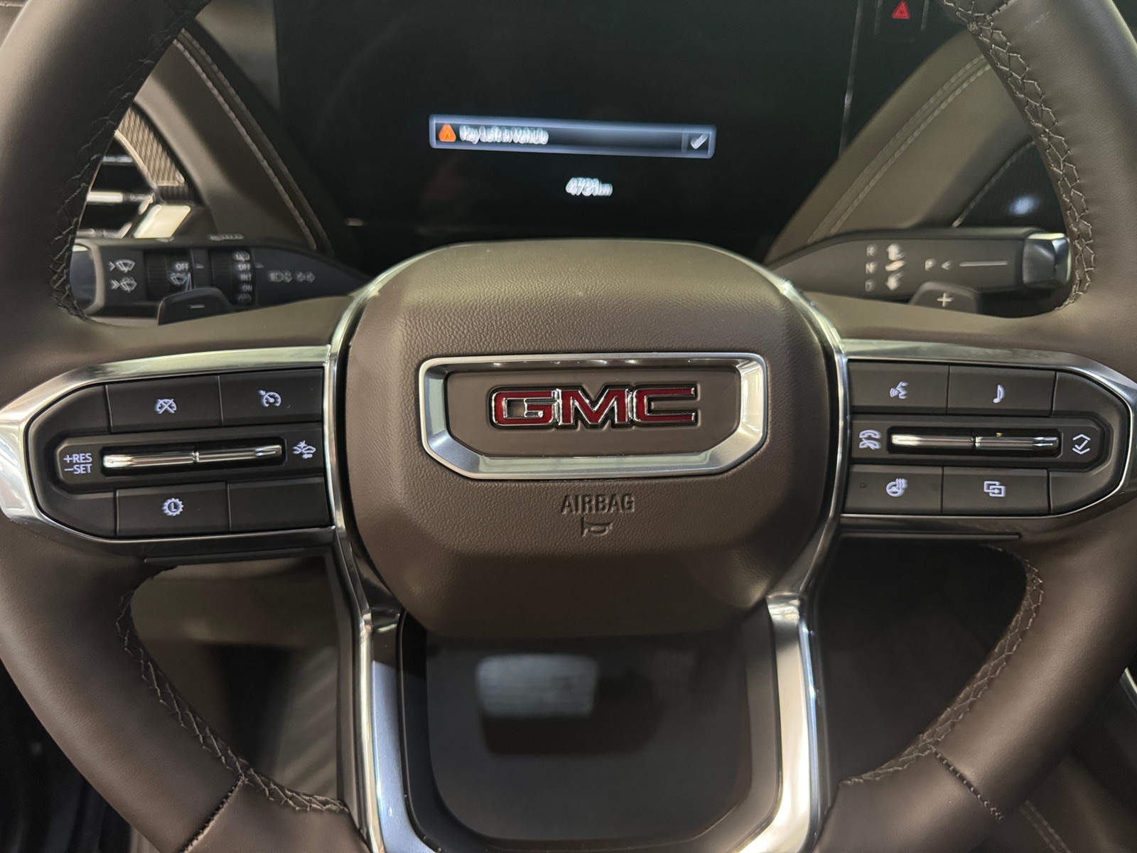 Thumbnail: 2025 GMC Yukon - 4