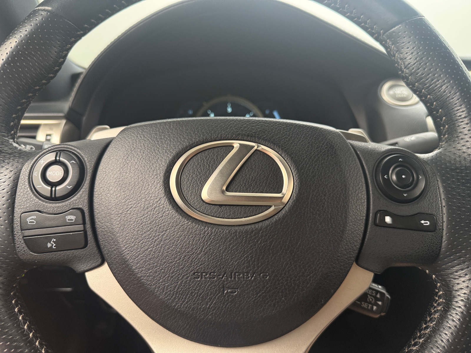 Thumbnail: 2015 Lexus IS - 4