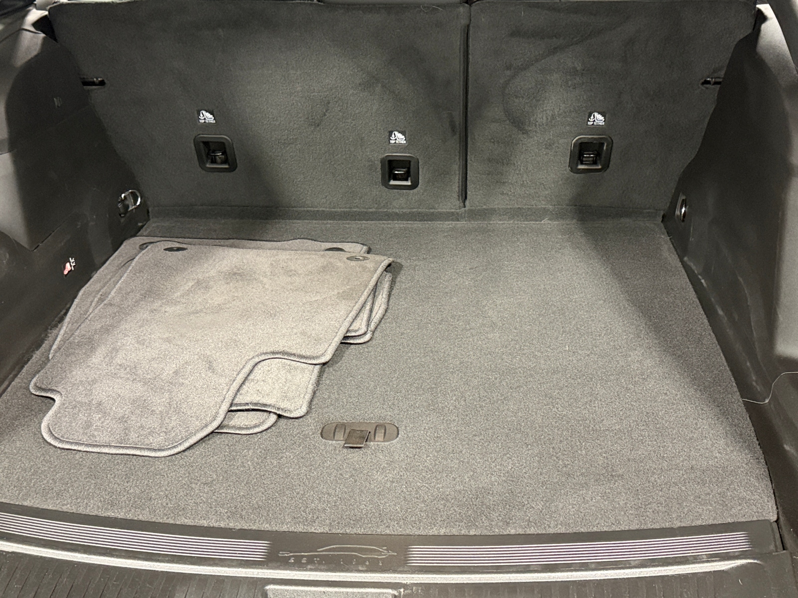 Thumbnail: 2025 Jeep Wagoneer S - 6