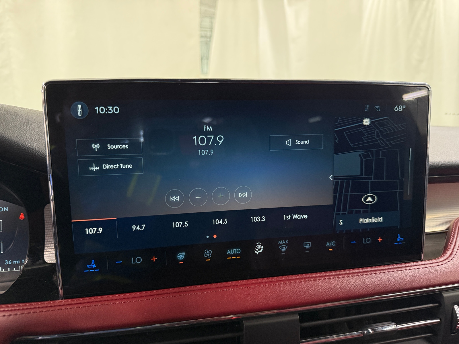 Thumbnail: 2023 Lincoln Corsair - 3