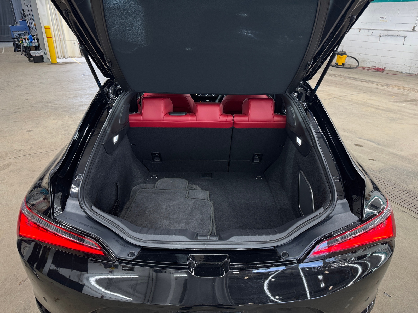 Thumbnail: 2024 Acura Integra - 6