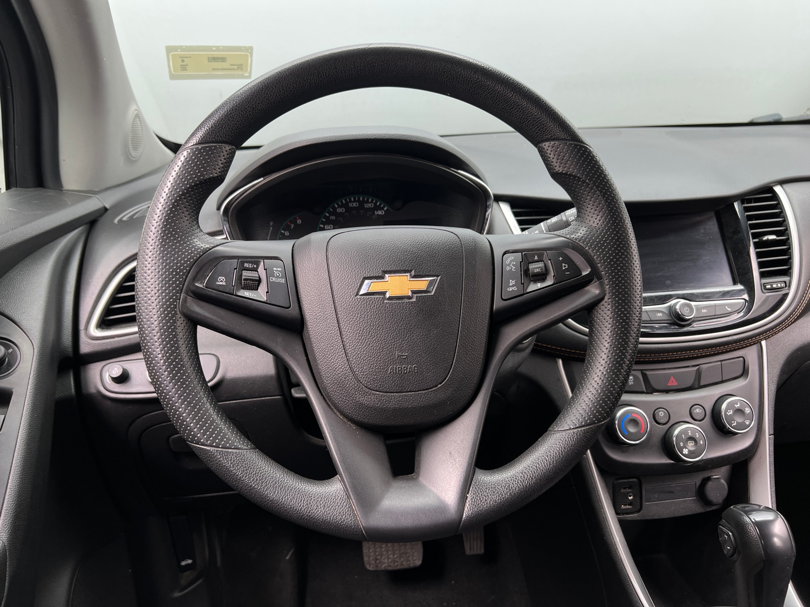 Thumbnail: 2022 Chevrolet Trax - 5