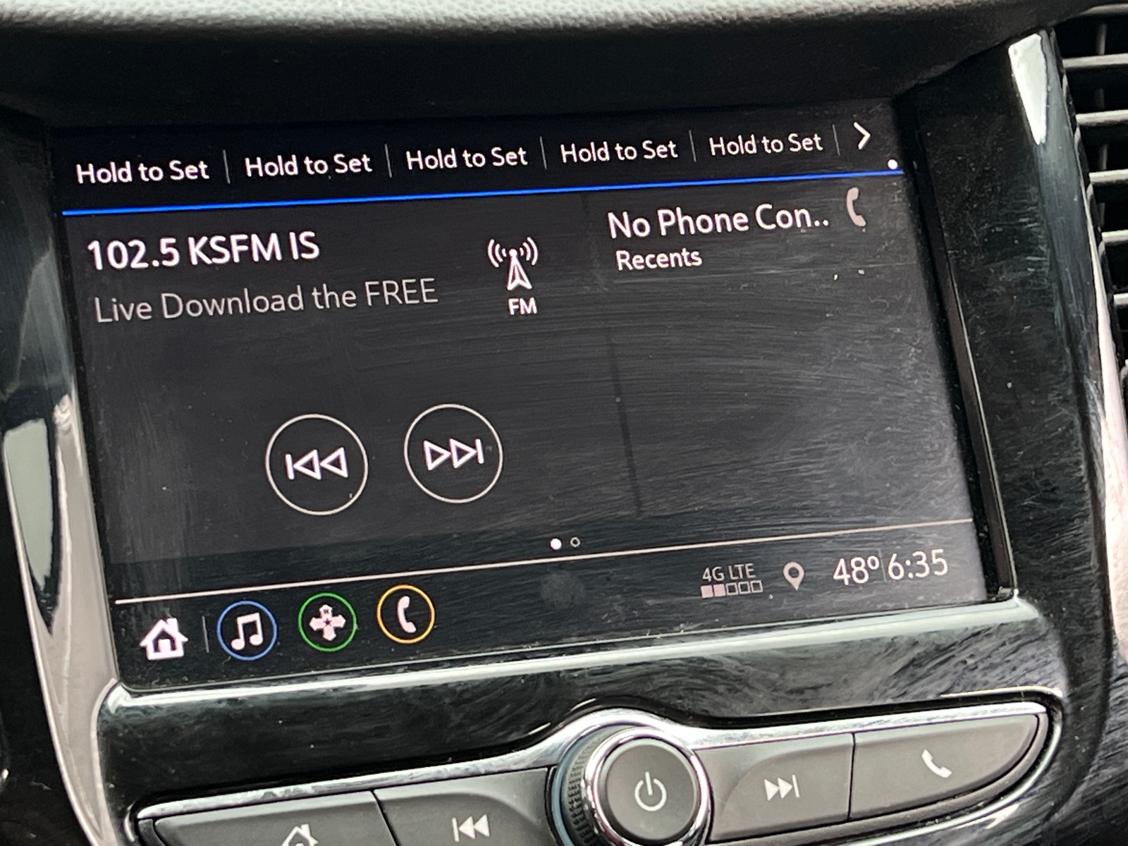 Thumbnail: 2022 Chevrolet Trax - 4