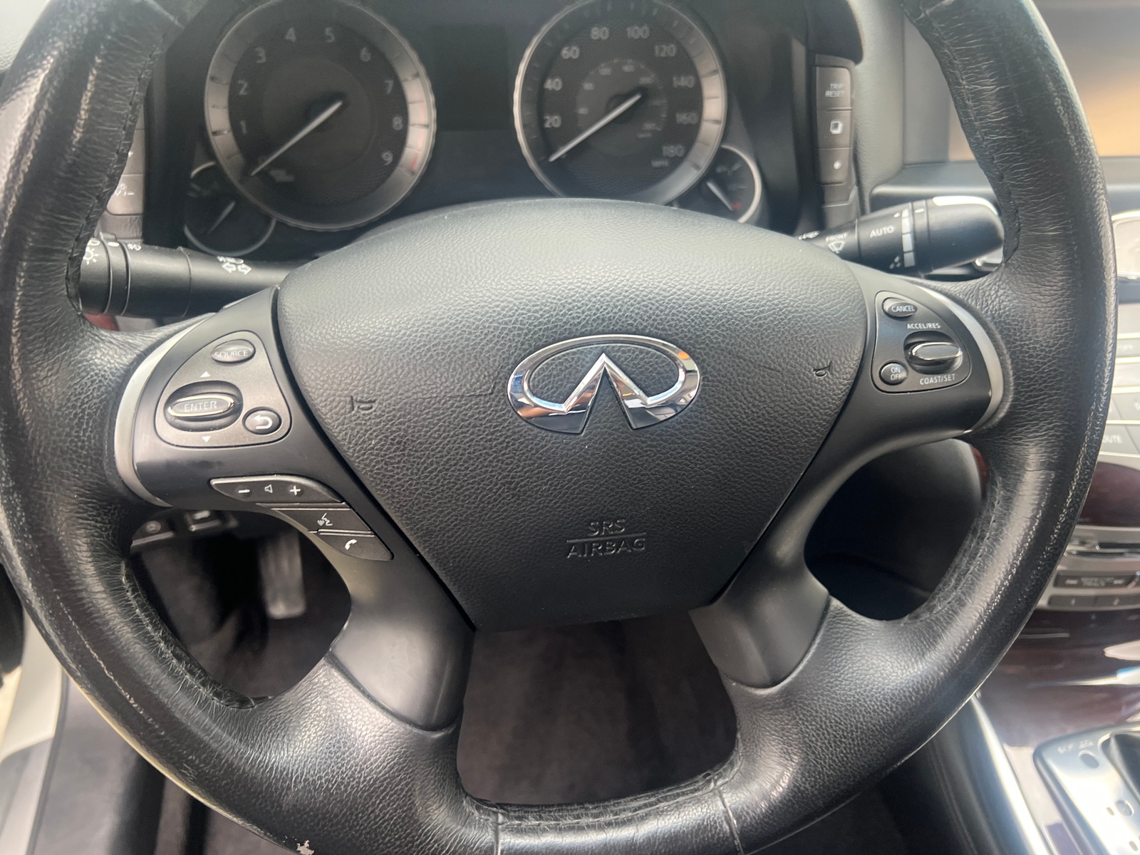 Thumbnail: 2017 INFINITI Q70 - 4