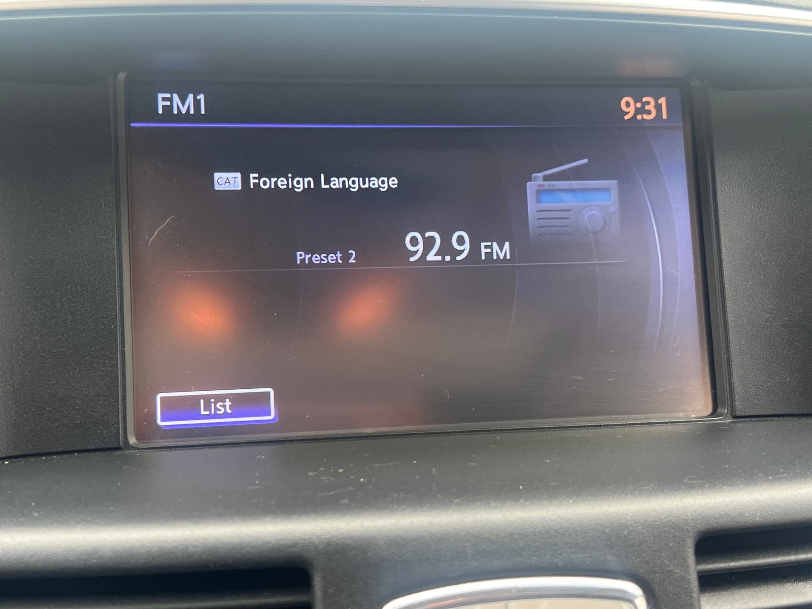 Thumbnail: 2017 INFINITI Q70 - 3