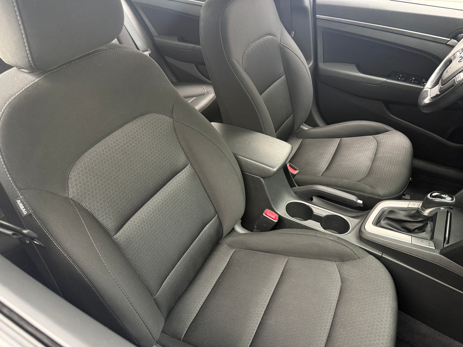 Thumbnail: 2018 Hyundai Elantra - 2