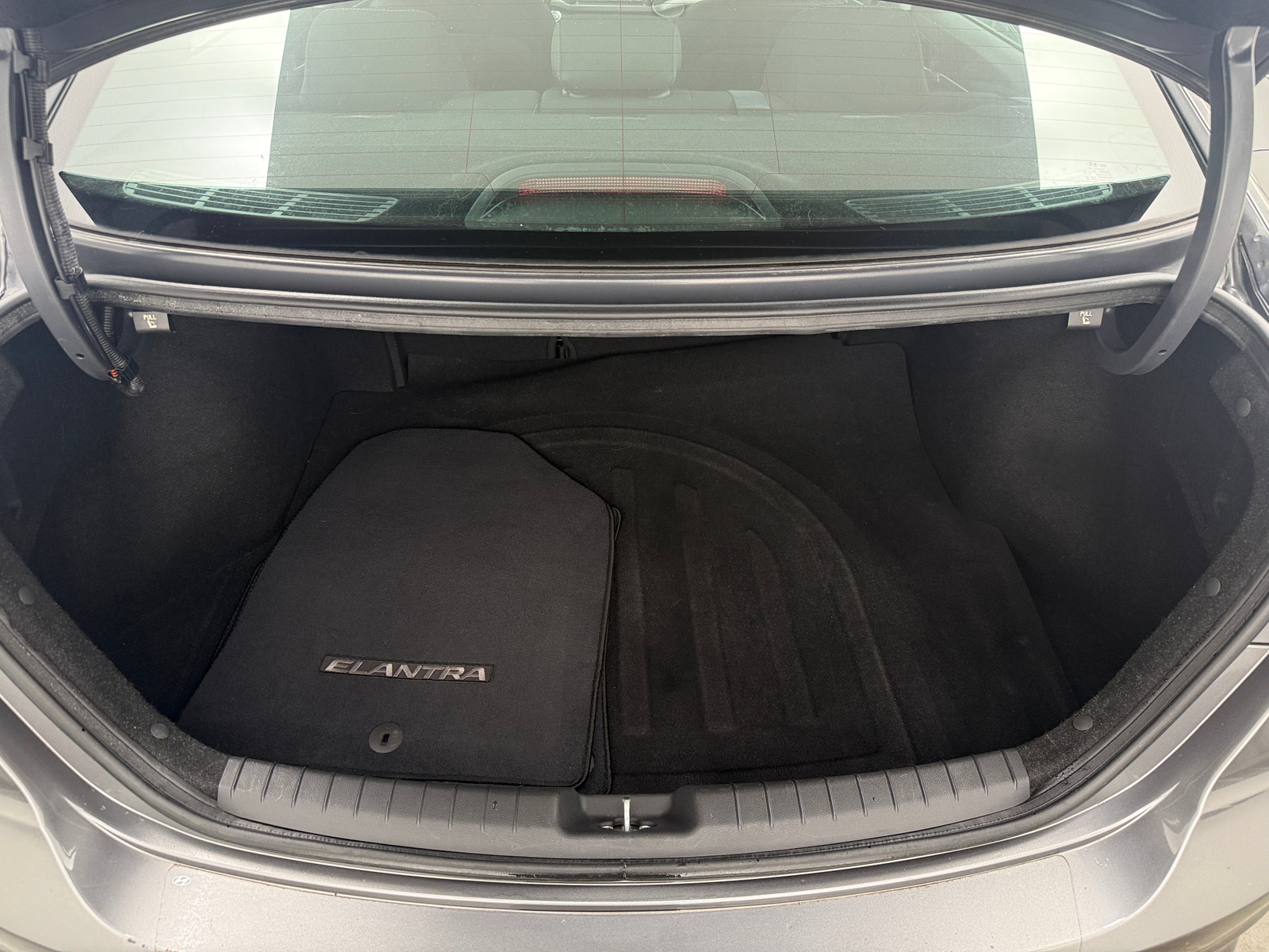 Thumbnail: 2018 Hyundai Elantra - 7