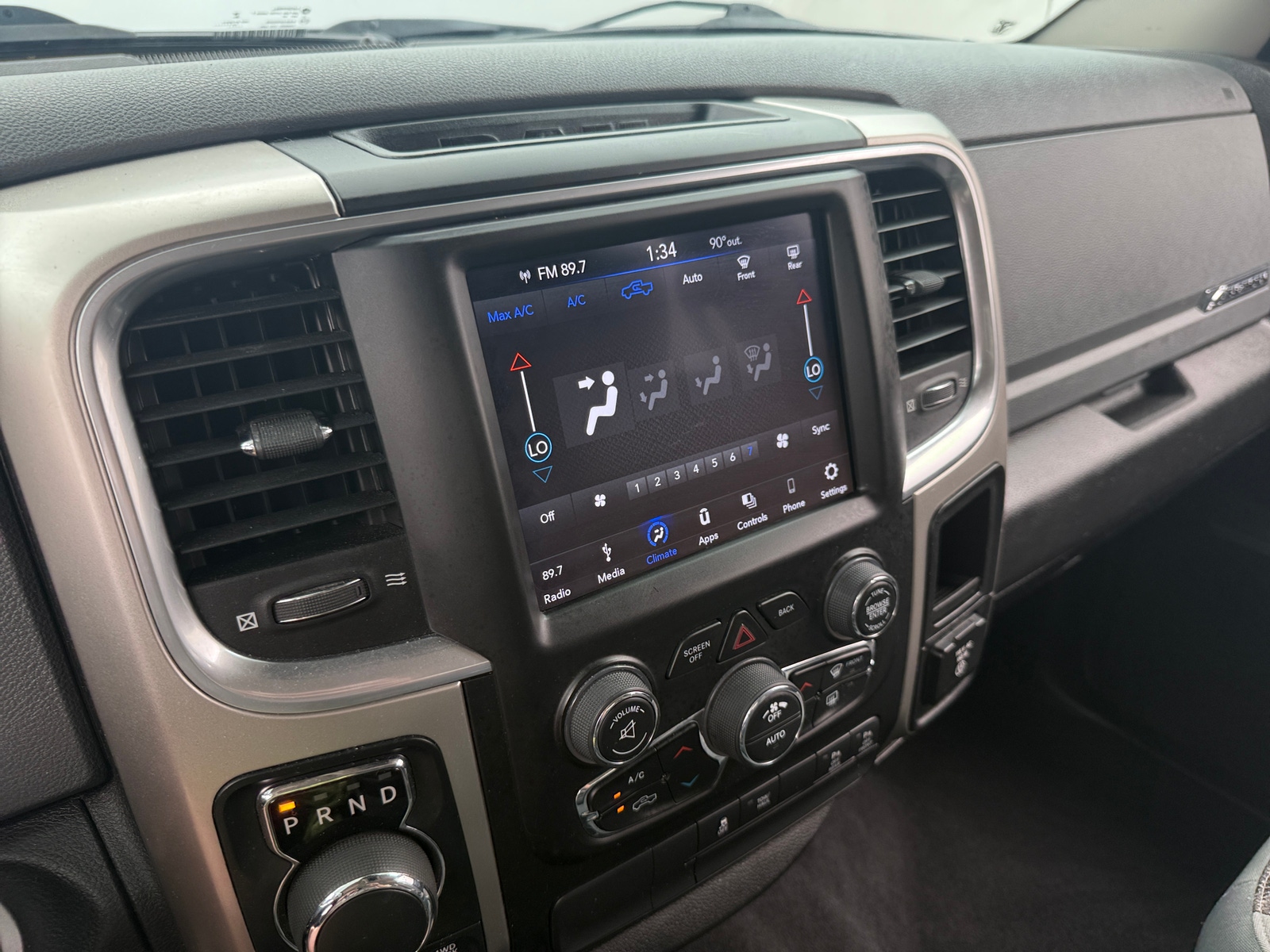 Thumbnail: 2019 RAM 1500 Classic - 4