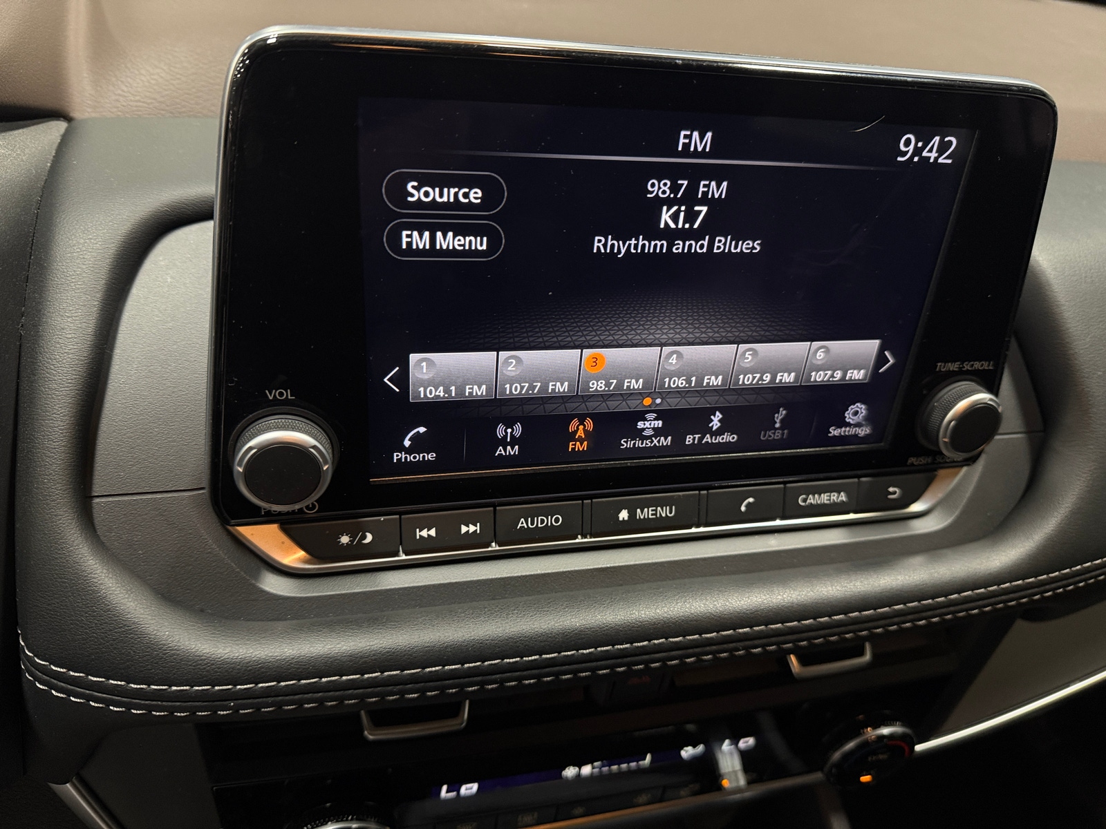 Thumbnail: 2023 Nissan Rogue - 4