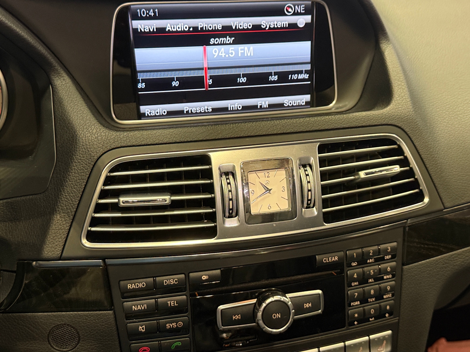 Thumbnail: 2014 Mercedes-Benz E-Class - 3