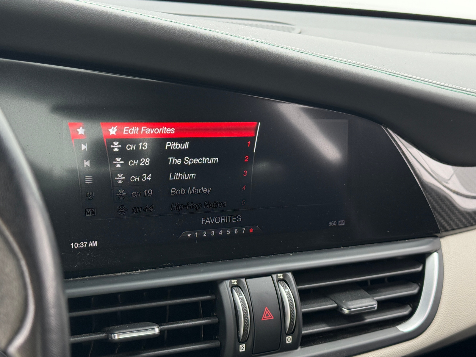 Thumbnail: 2018 Alfa Romeo Giulia - 4