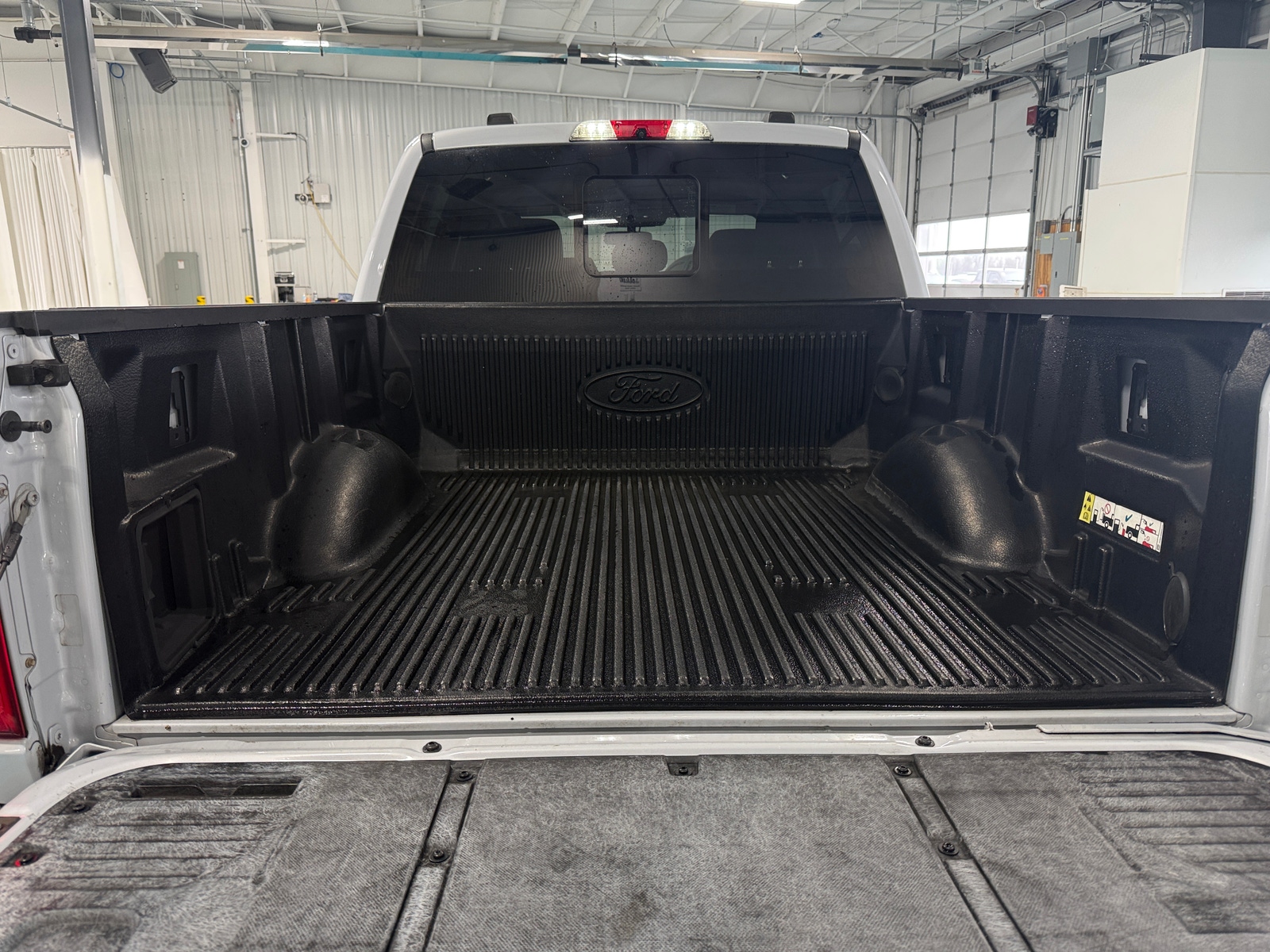 Thumbnail: 2021 Ford Econoline - 7