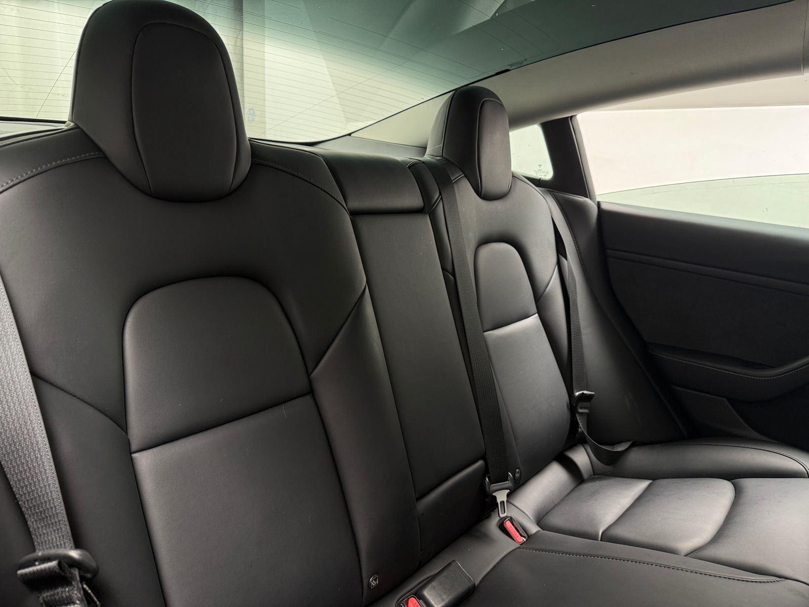 Thumbnail: 2022 Tesla Model 3 - 5