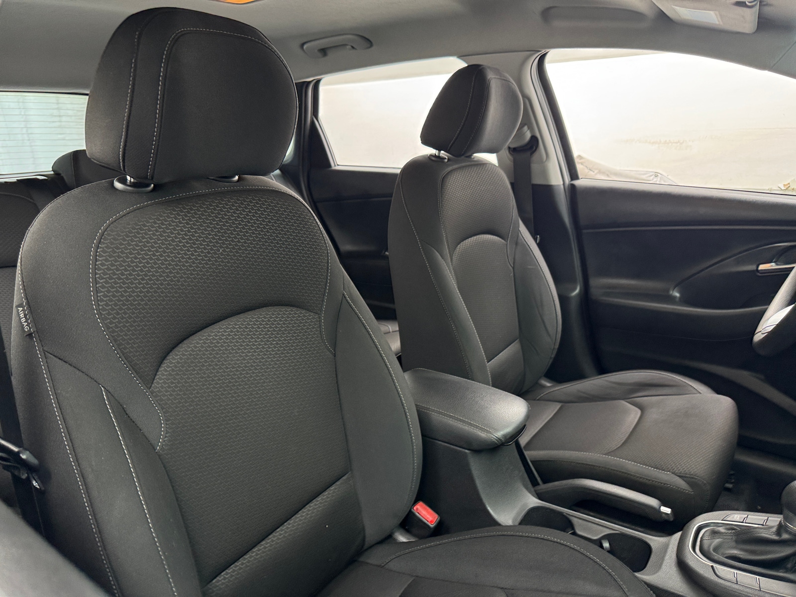 Thumbnail: 2018 Hyundai Elantra - 2