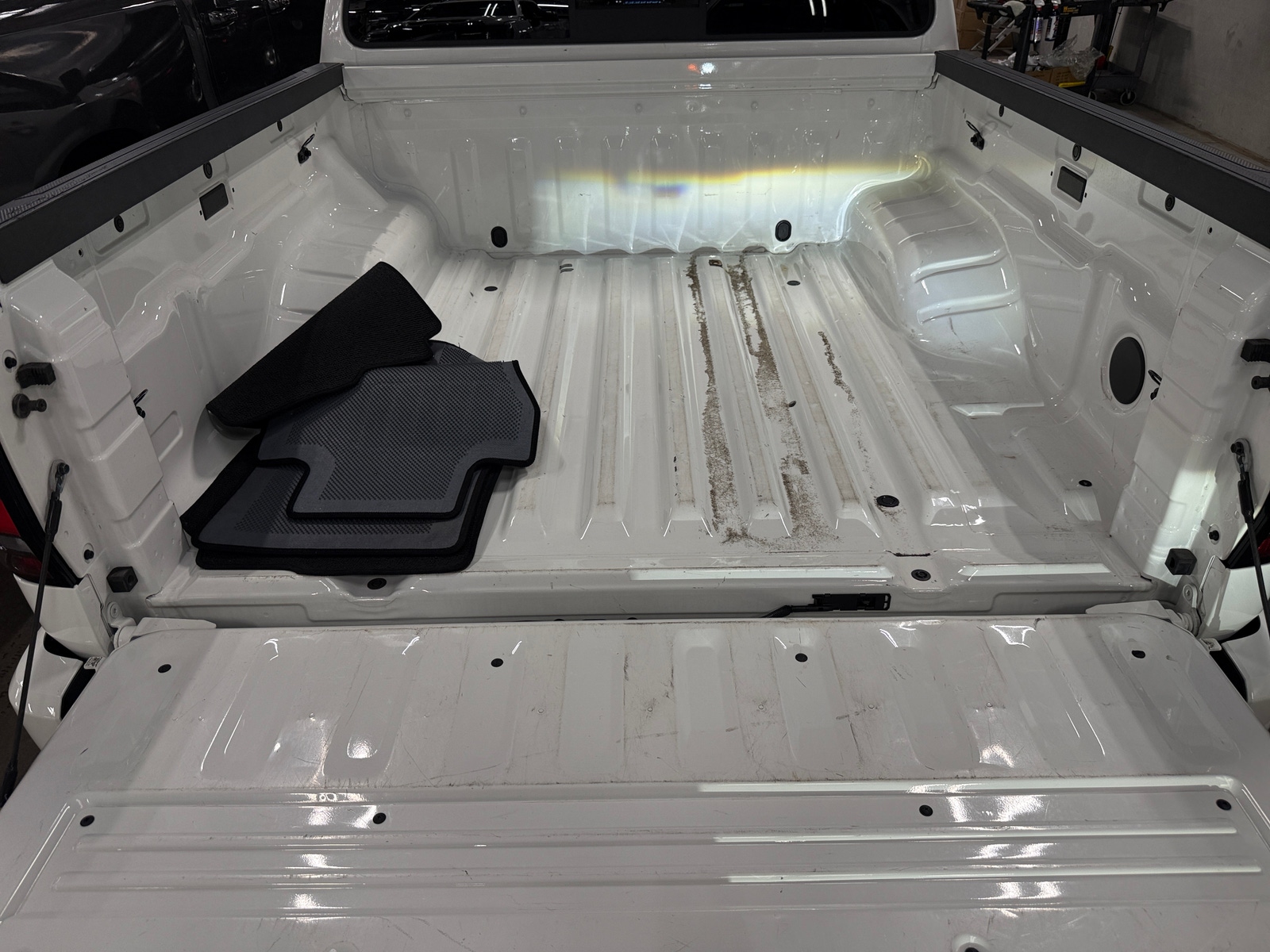 Thumbnail: 2022 Nissan Frontier - 7