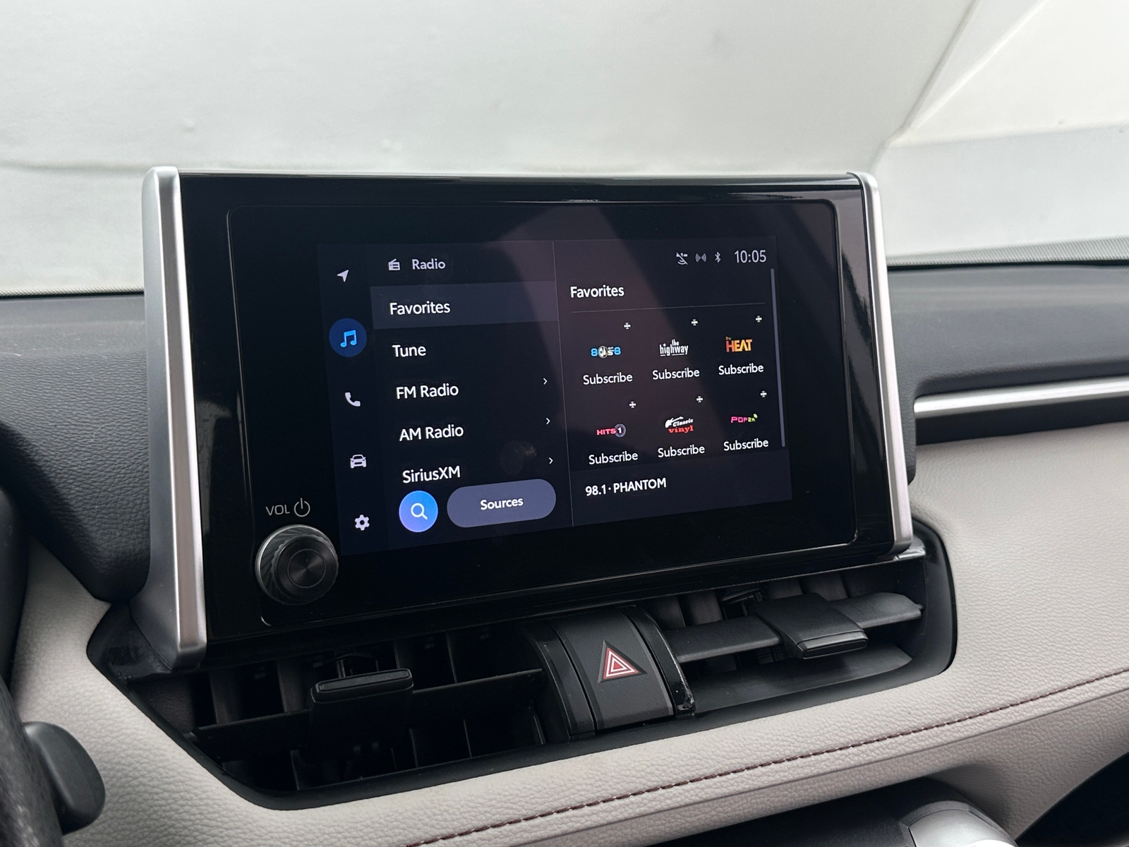 Thumbnail: 2023 Toyota RAV4 - 4