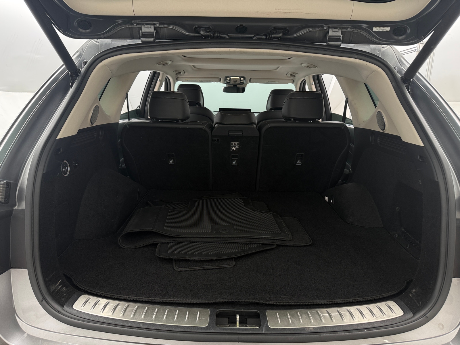 Thumbnail: 2021 Genesis GV80 - 6