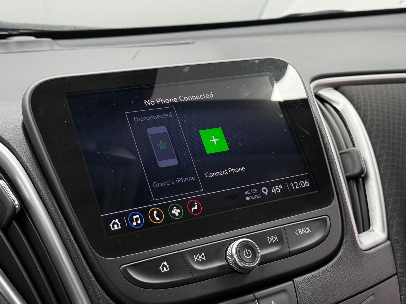 Thumbnail: 2024 Chevrolet Malibu - 4