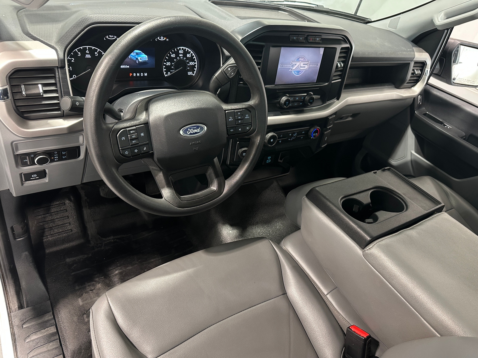 Thumbnail: 2023 Ford Econoline - 3