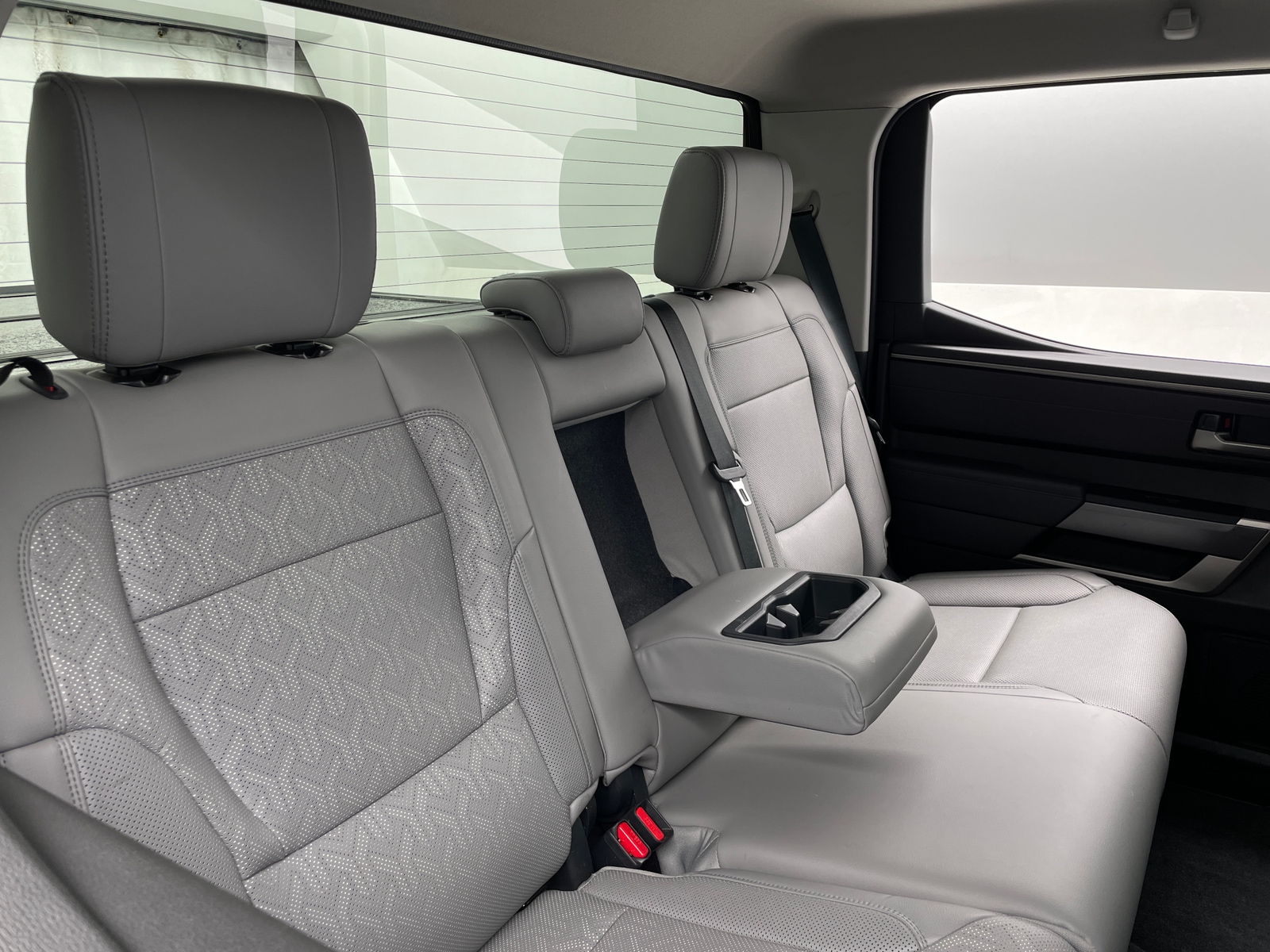 Thumbnail: 2024 Toyota Tundra - 6