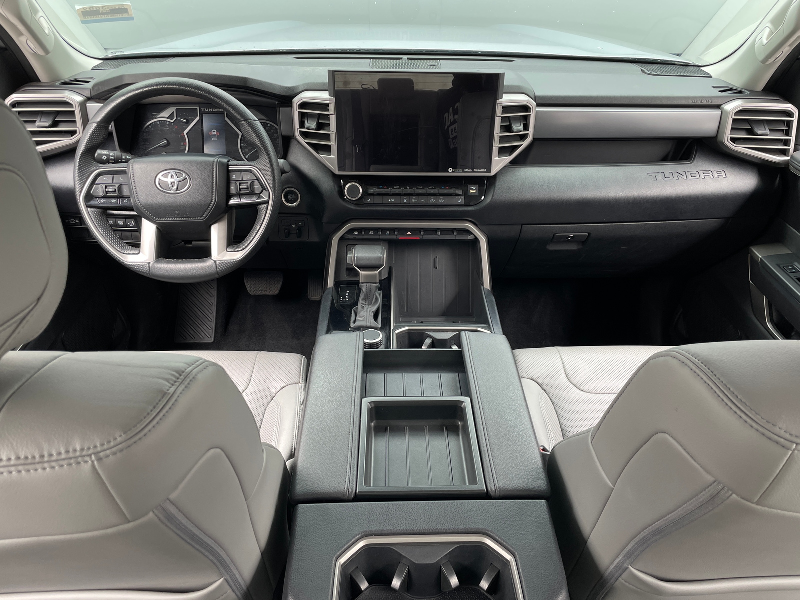 Thumbnail: 2024 Toyota Tundra - 3