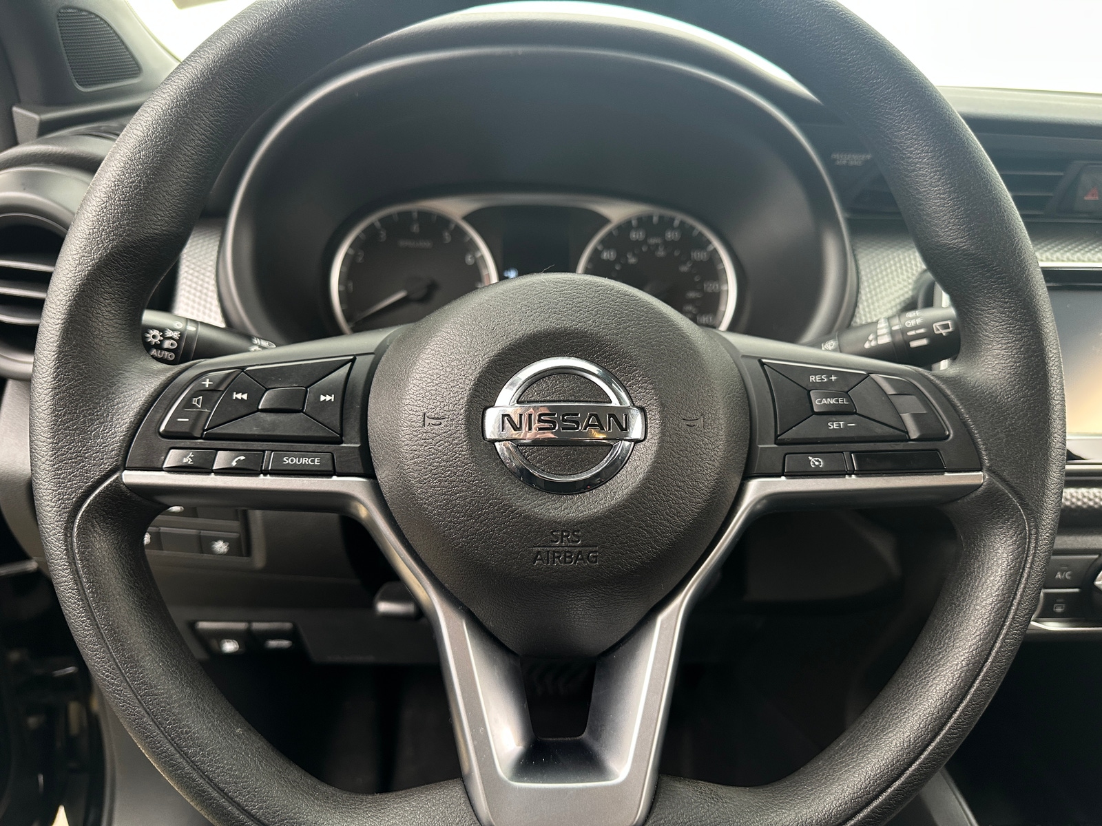 Thumbnail: 2020 Nissan Kicks - 5