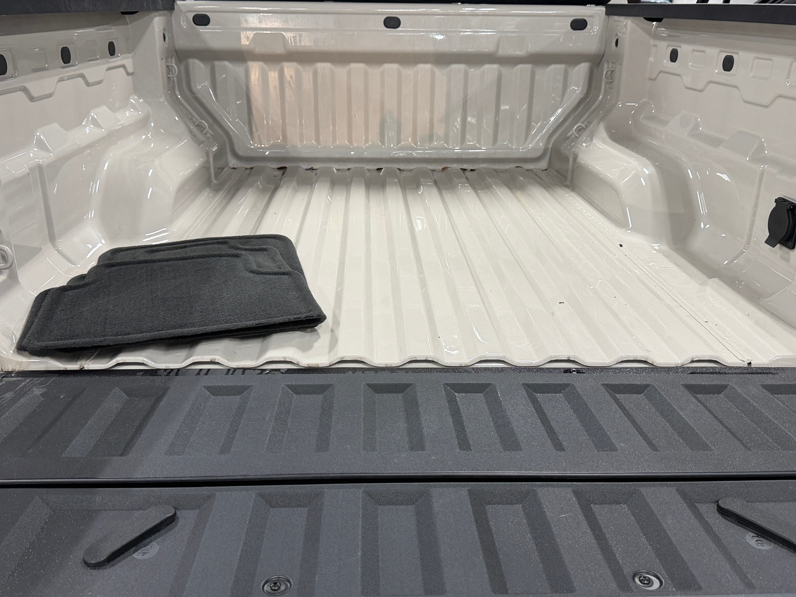 Thumbnail: 2026 GMC Canyon - 7